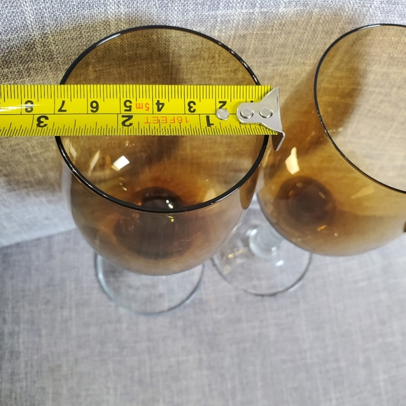 Vintage Amber Wine Glass Set of 2 Stems Grapes - Picture 4 of 4